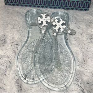 NWOT TORY BURCH MINI MILLER JELLY THONGS SIZE 7